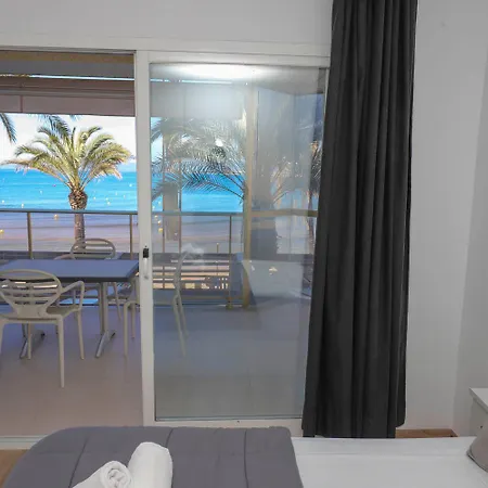 Differentflats Barcino Apartment
